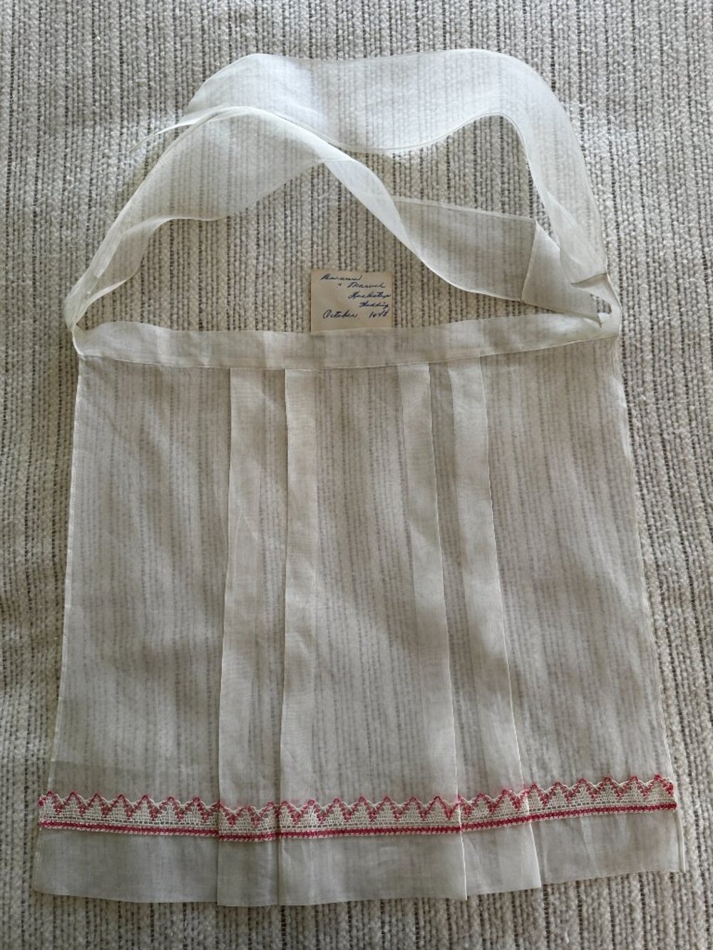 Vintage Hostess Apron - White w/pink trim